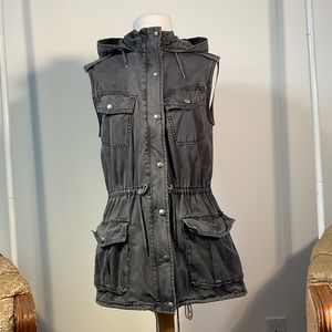 Gray Talula Hooded vest